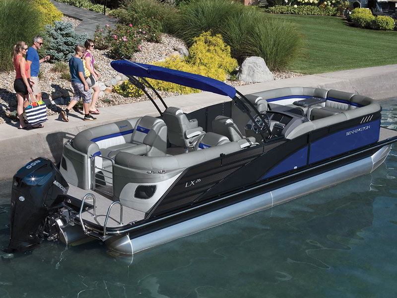 Bennington Pontoon Boats Dealer in Summerstown, ON